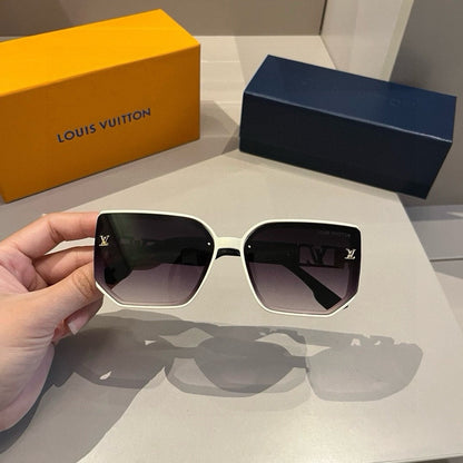 L sunglasses