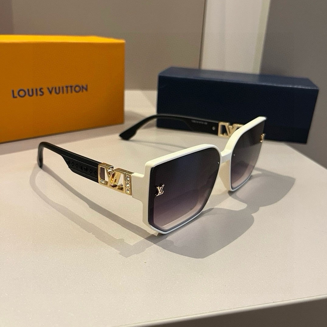 L sunglasses