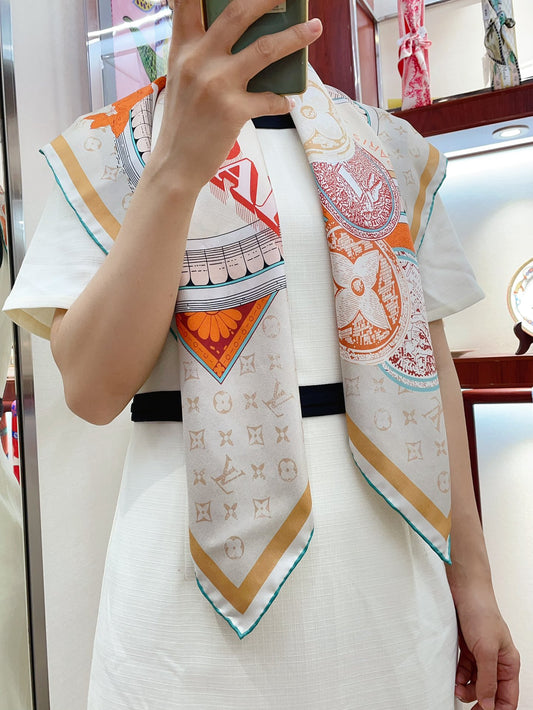 L 25 Silk Vintage Style Scarf