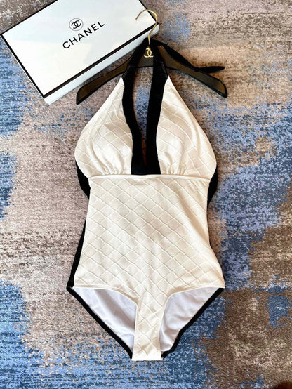 C 25 New Black and White One-piece Swimsuit