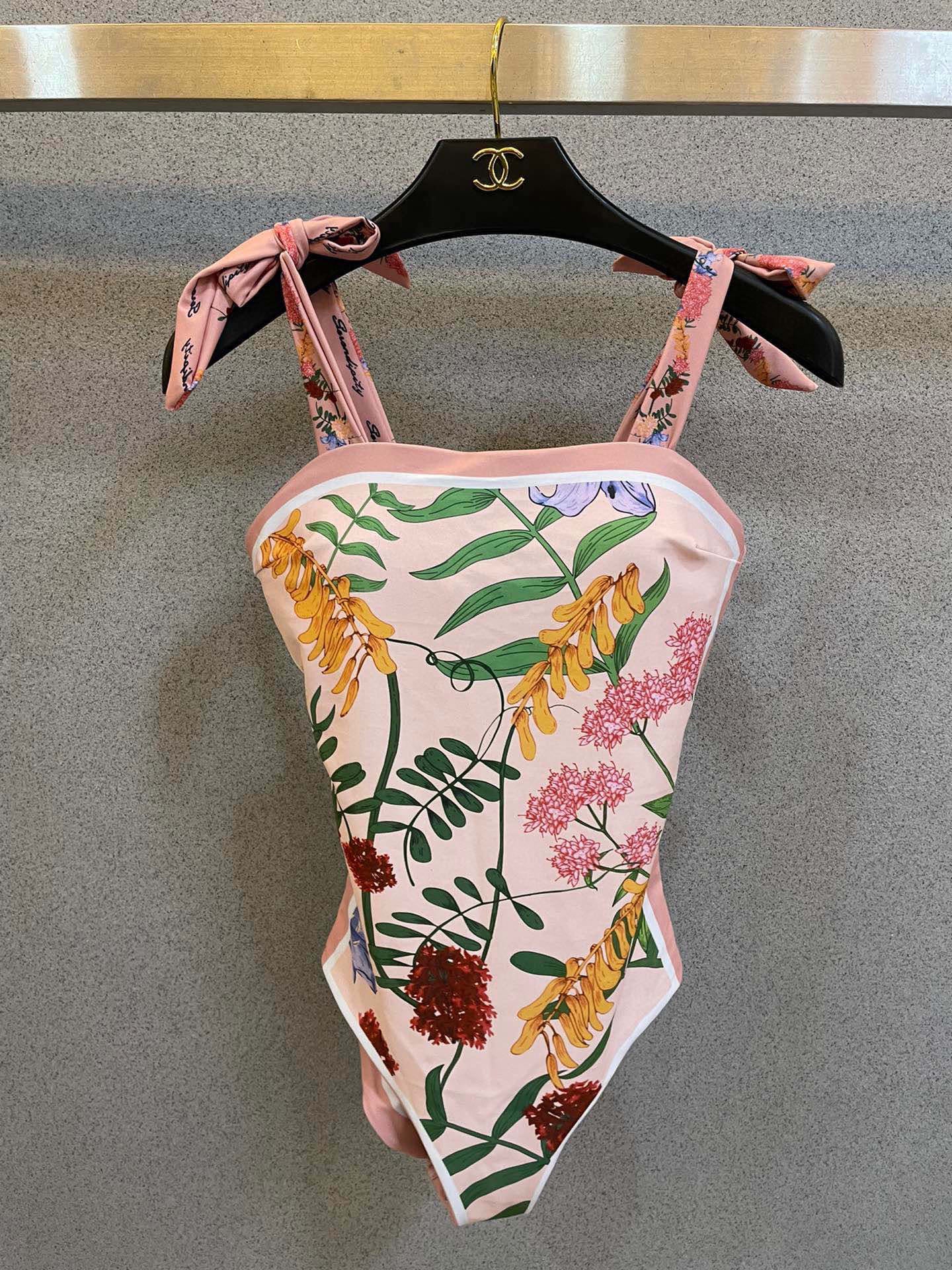 G 25 Reversible Print One-piece Swimsuit