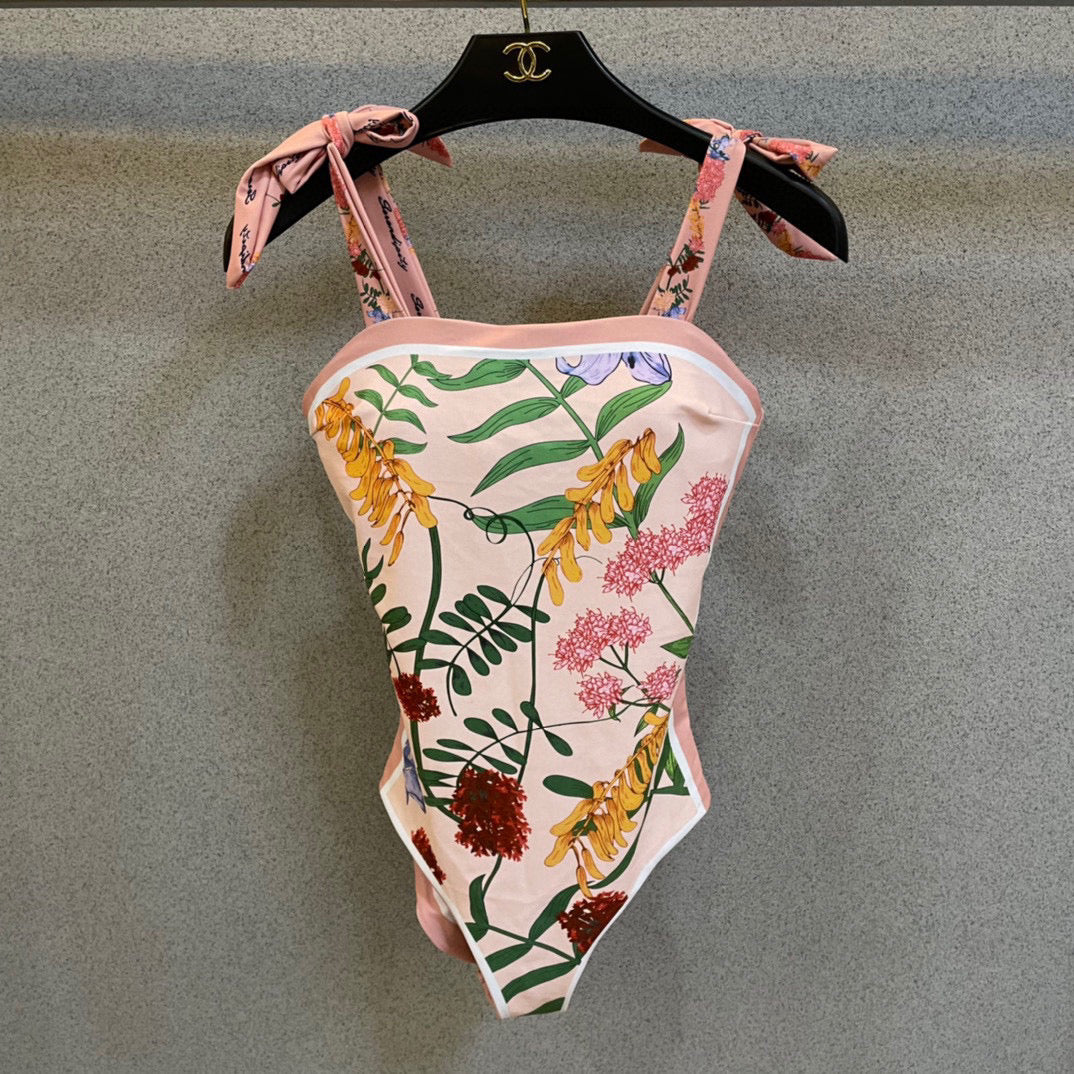 G 25 Reversible Print One-piece Swimsuit