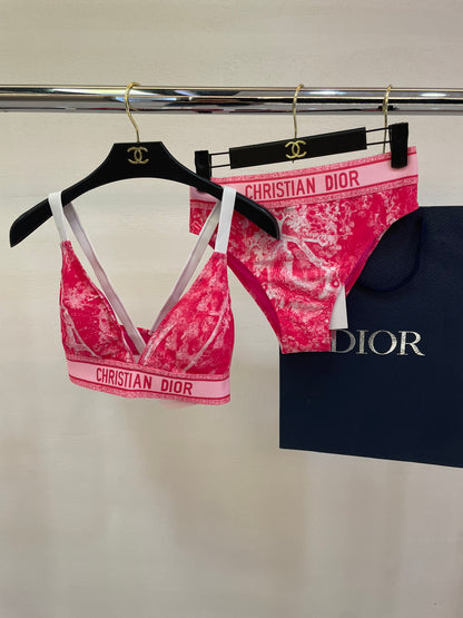 D 25 New Rose Red Separate Swimsuit