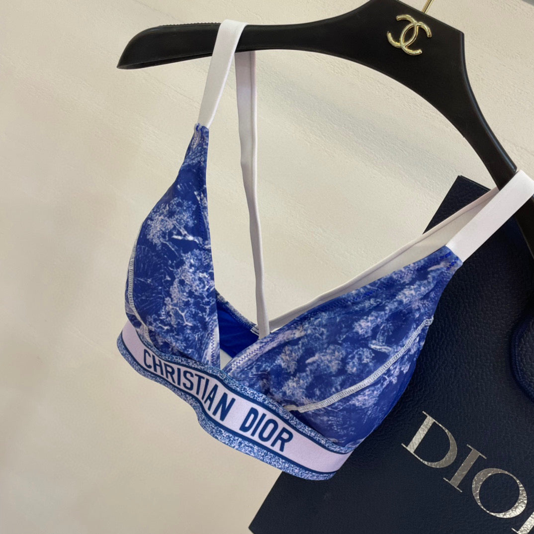 D 25 New Blue Split Swimsuit