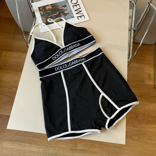 DO 25 New Split Pendant Swimsuit