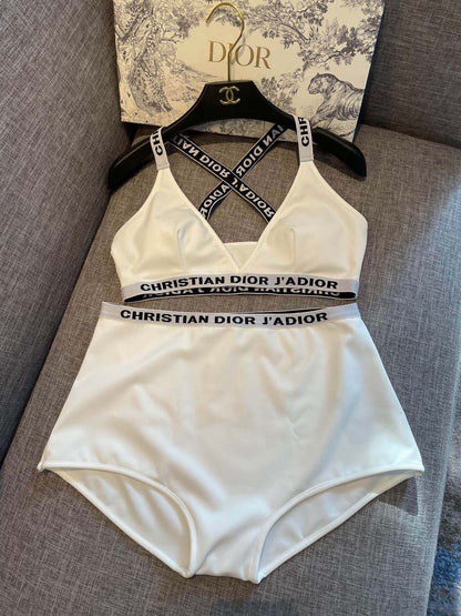 D 25 Sports Style Separate Swimsuit