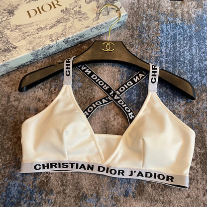 D 25 Sports Style Separate Swimsuit