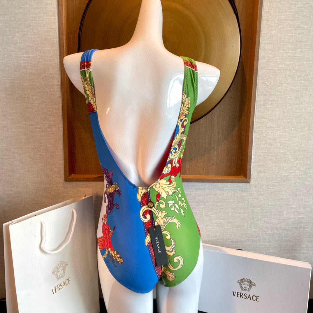 Ve 25 Logo Pattern Fancy One-piece Swimsuit