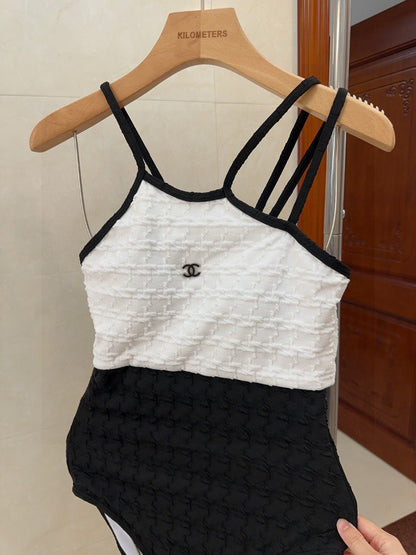 C 25 New Pendant Swimsuit