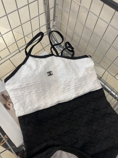 C 25 New Pendant Swimsuit