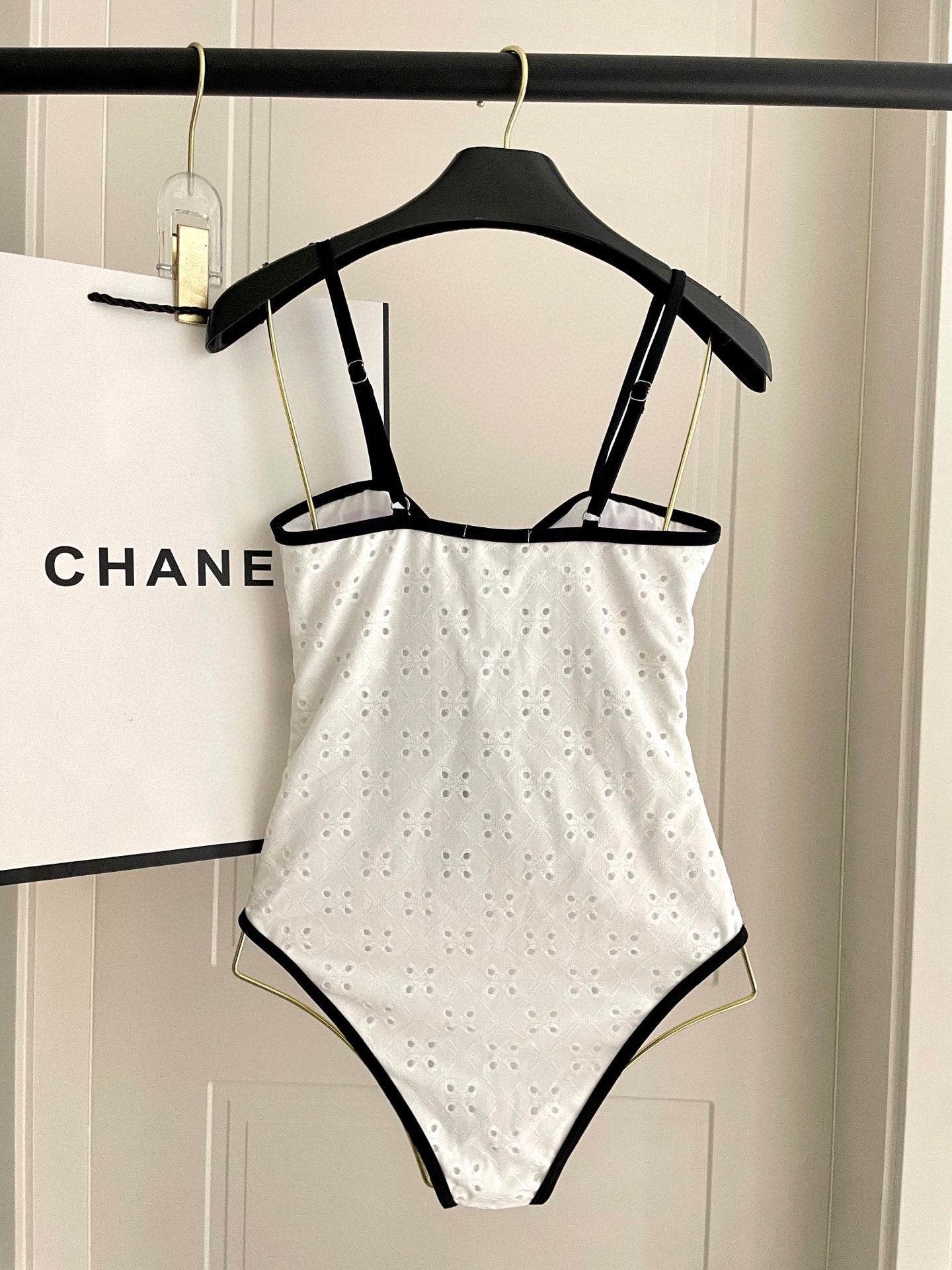 C 25 New Cutout One-piece Swimsuit
