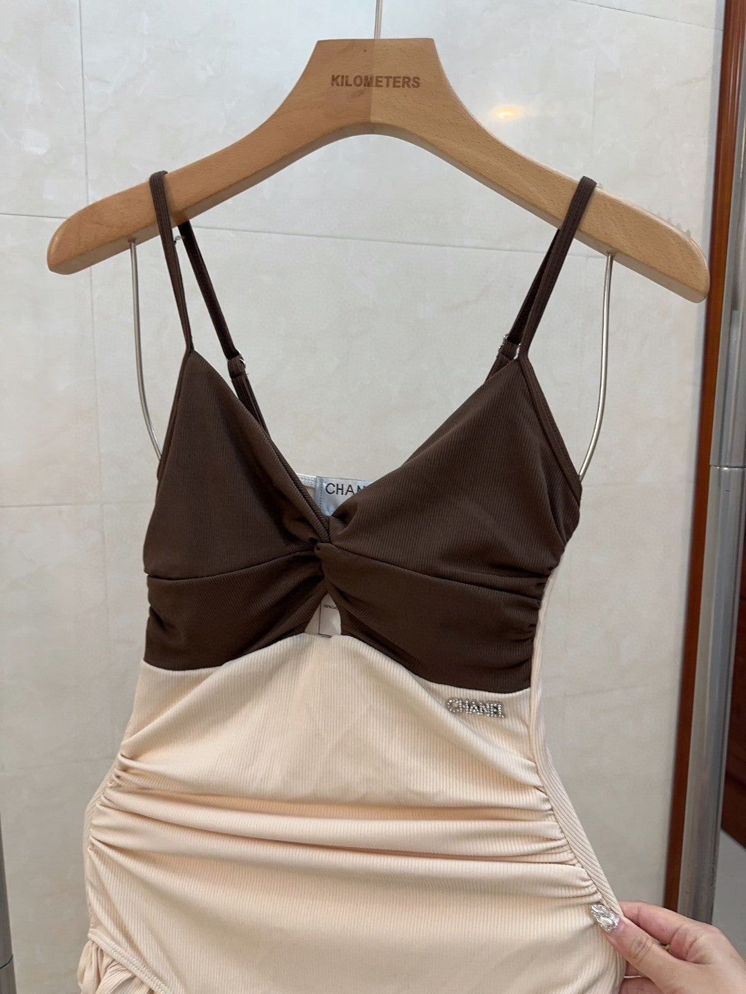 C 25 Shawl + Halter One-piece Swimsuit Set