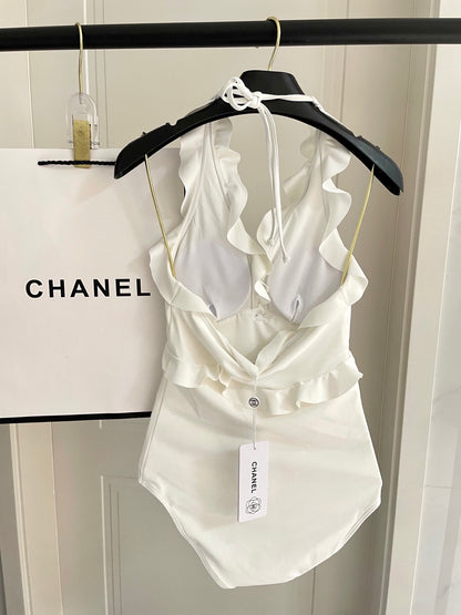 C 25 New Pure White One-piece Swimsuit