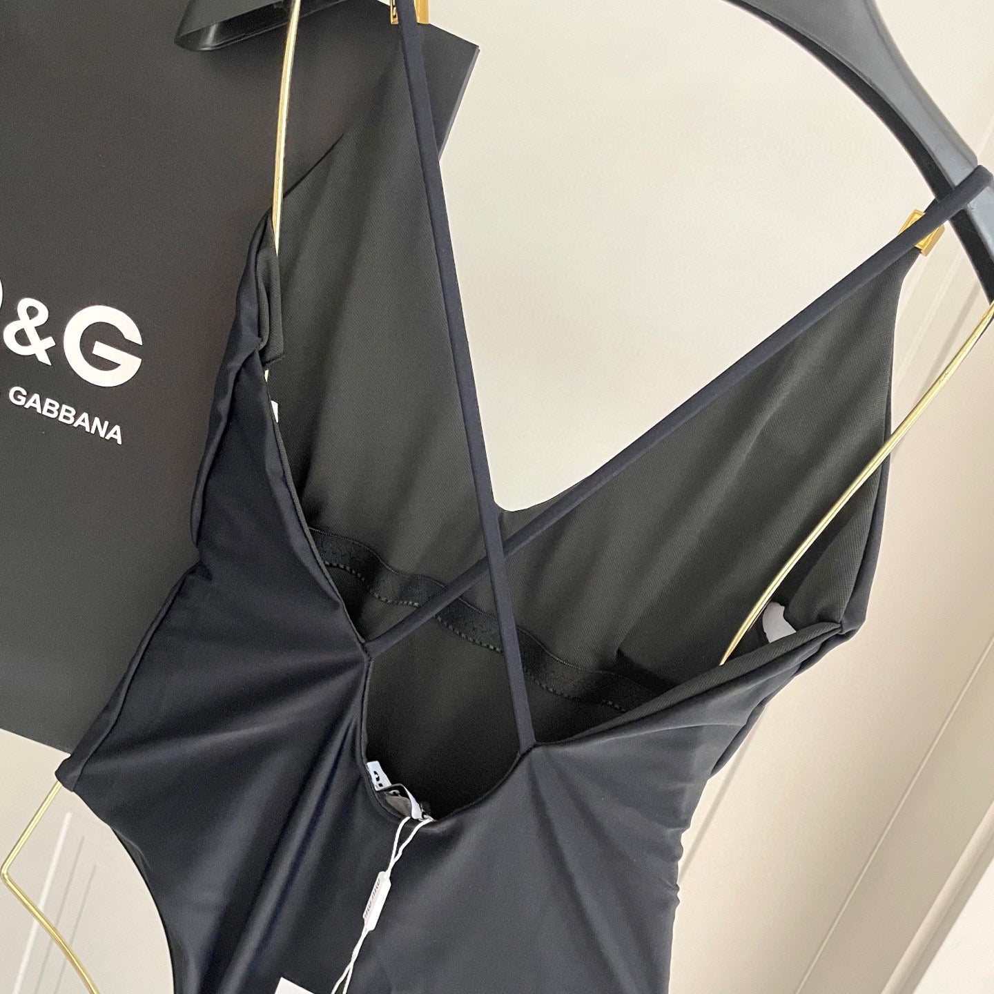 M 25 New High-grade Black One-piece Swimsuit