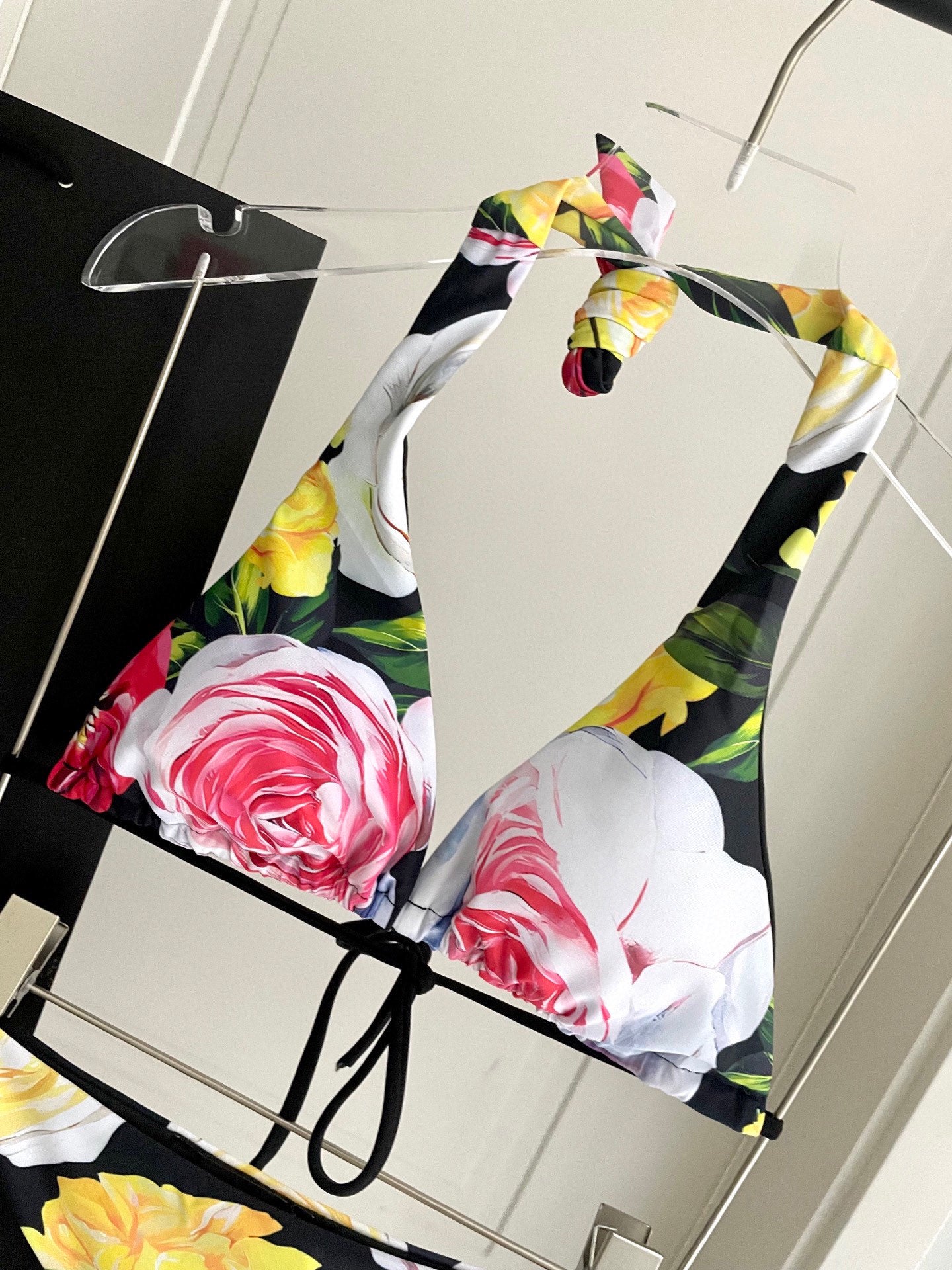 Do 25 New Floral Separate Swimsuit