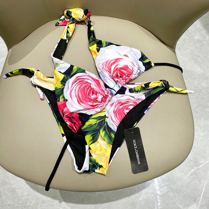 Do 25 New Floral Separate Swimsuit