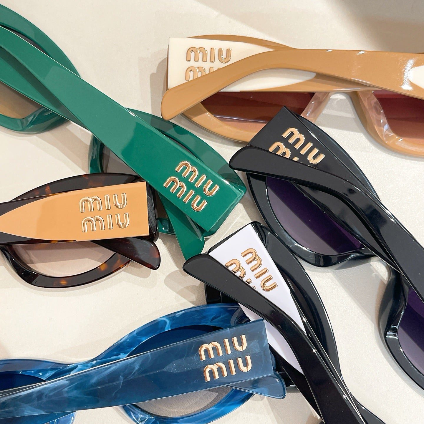 M 25 sunglasses