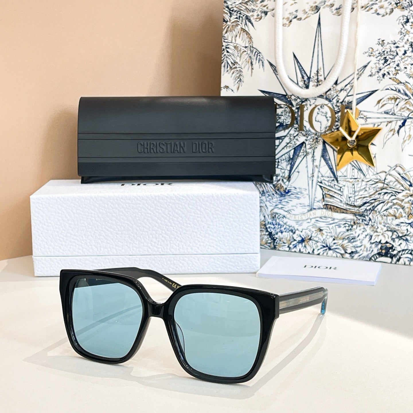 D 25 sunglasses
