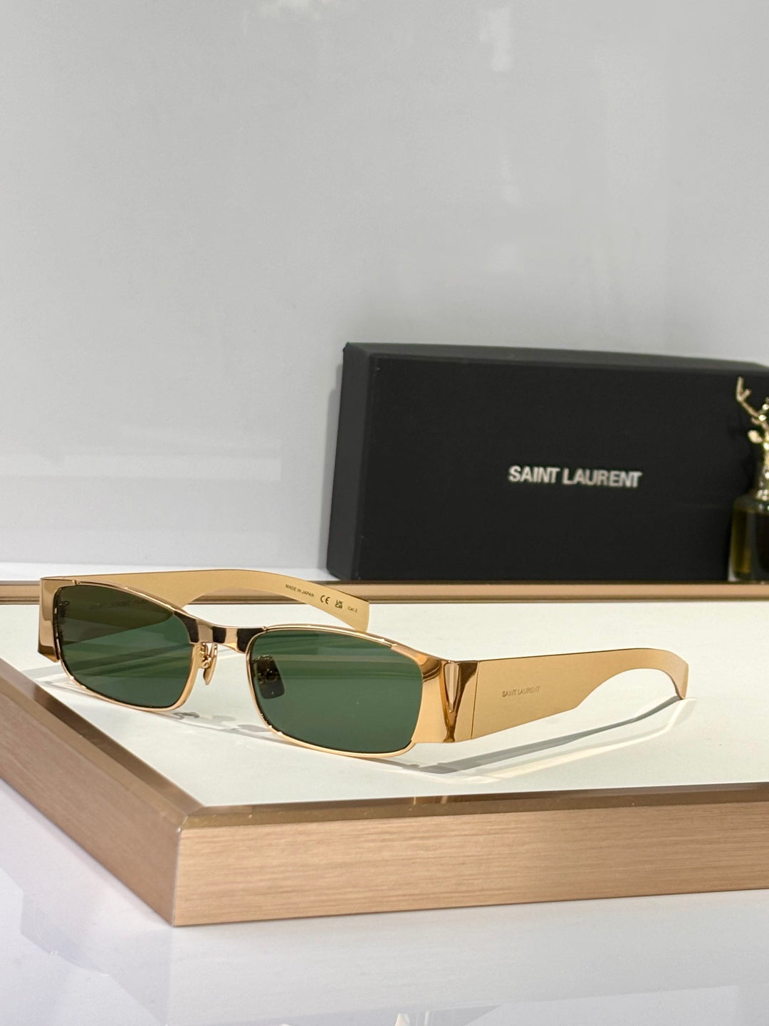 S 25 Bright Frame Sunglasses