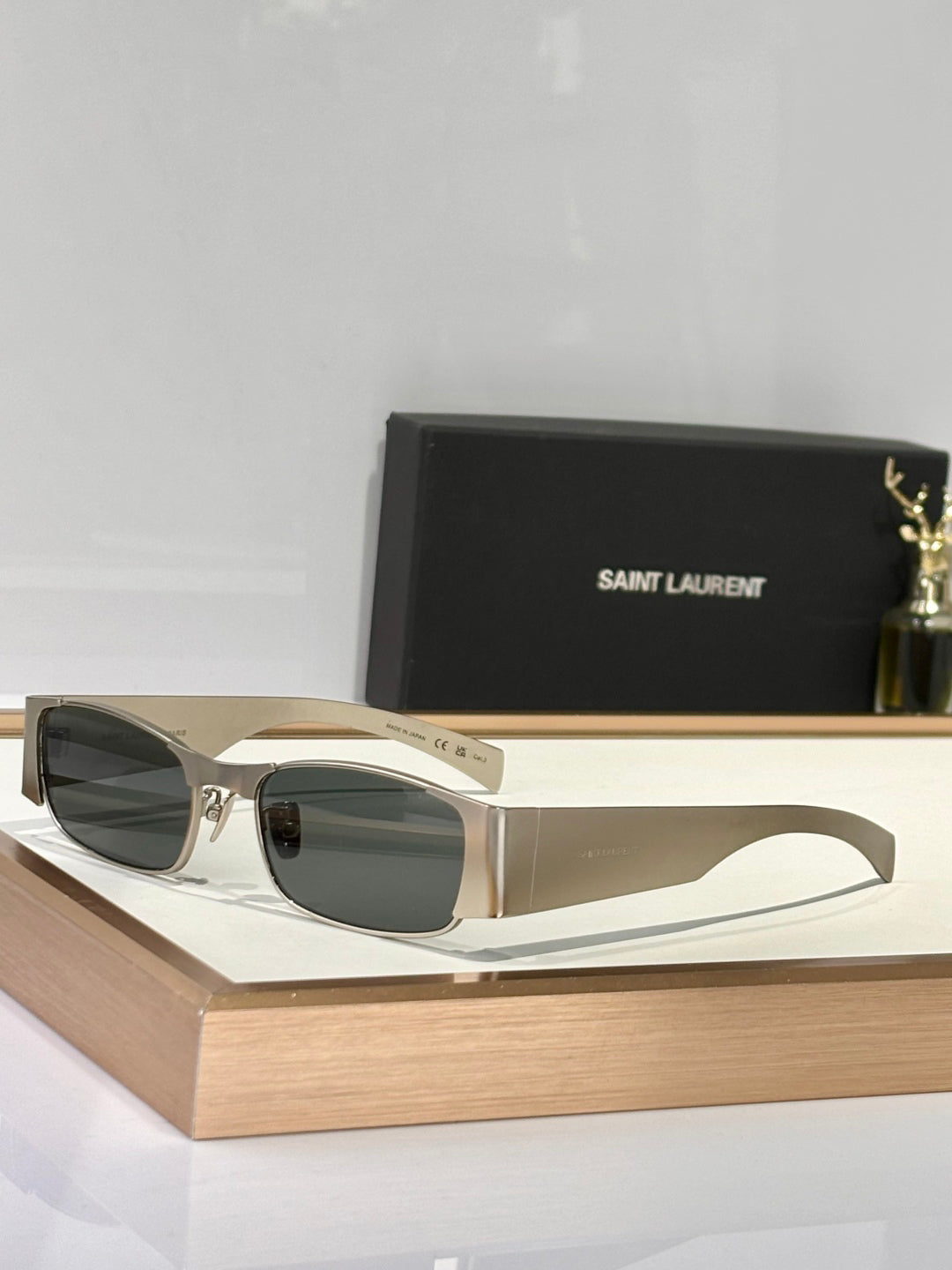S 25 Bright Frame Sunglasses