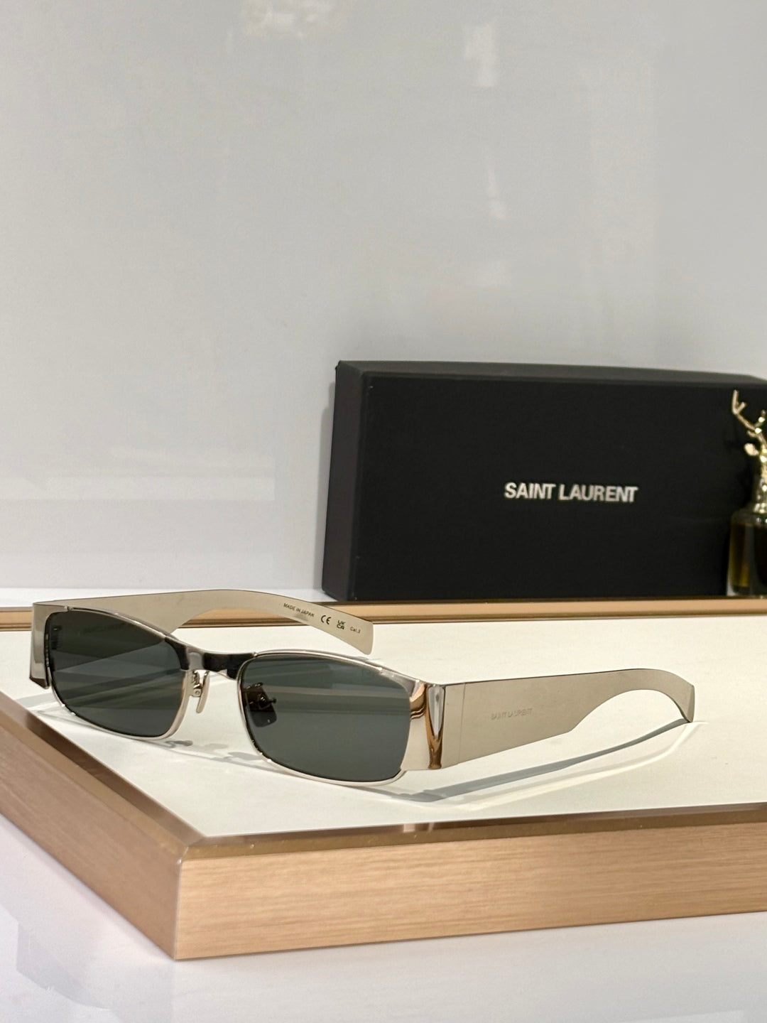 S 25 Bright Frame Sunglasses