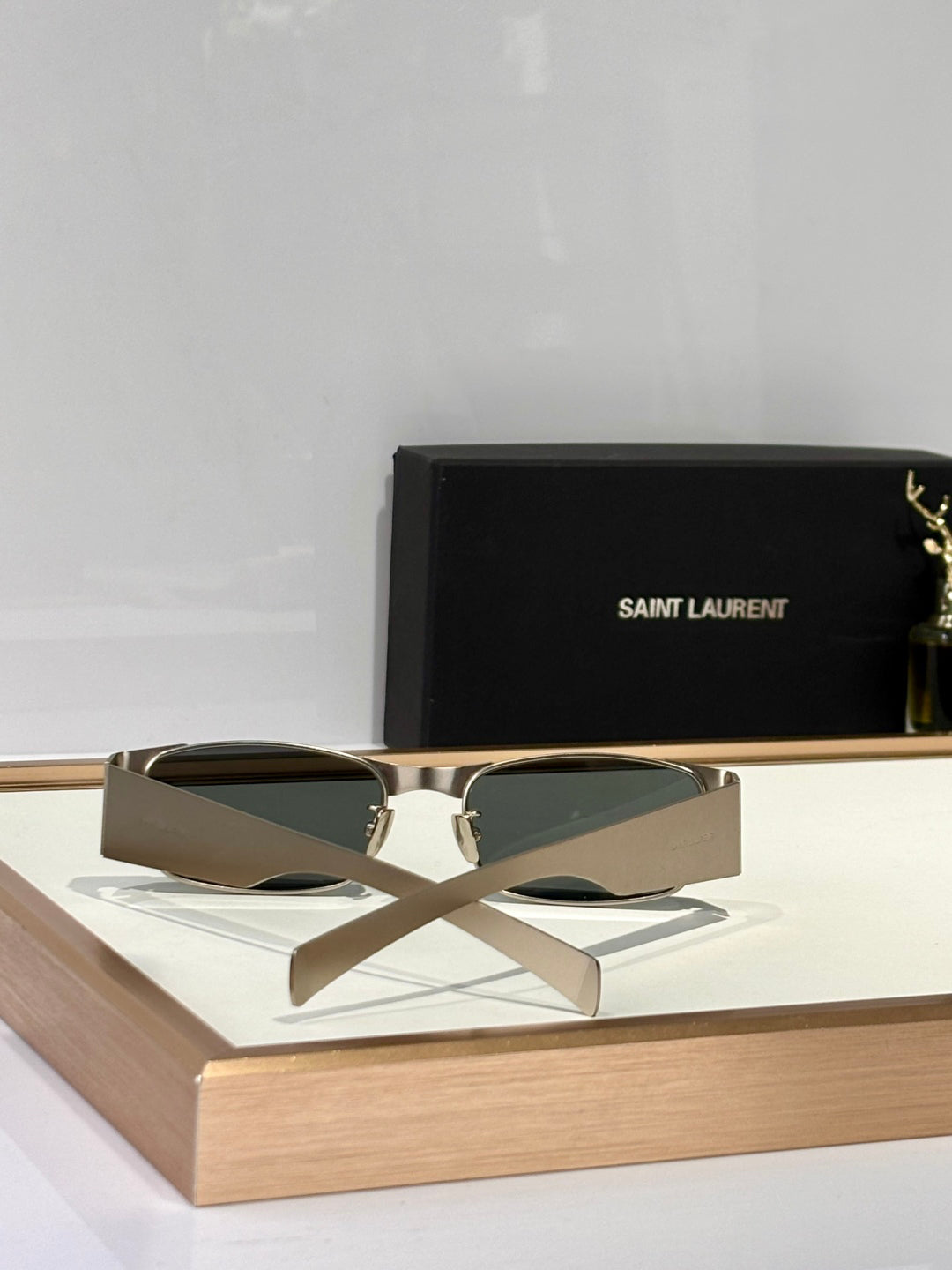 S 25 Bright Frame Sunglasses