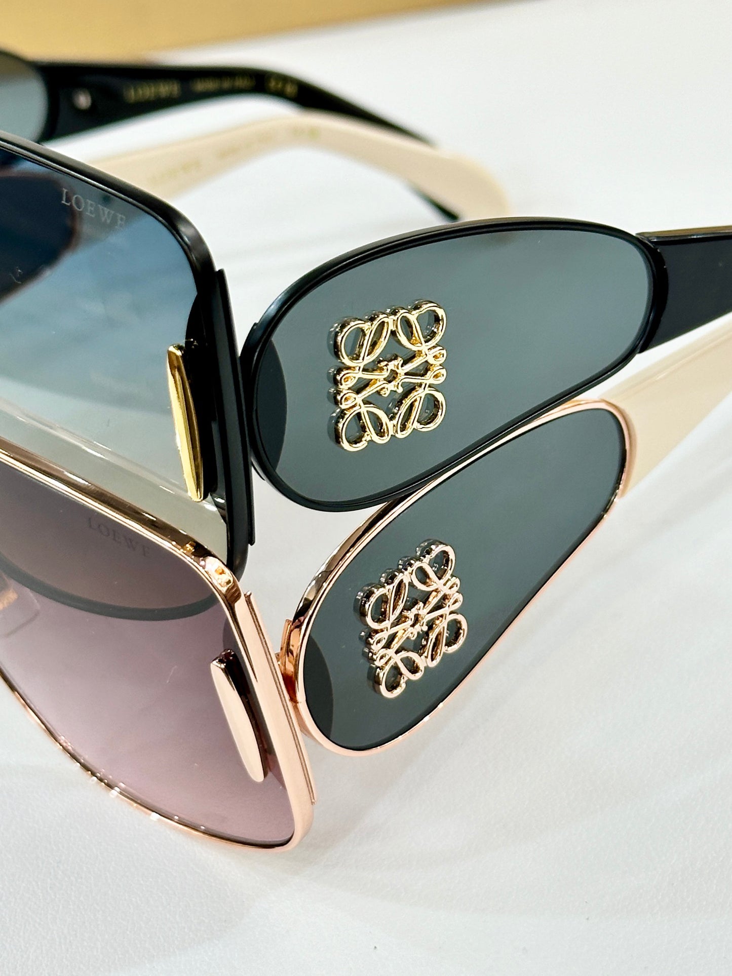 LO 25 Side Frames Sunglasses
