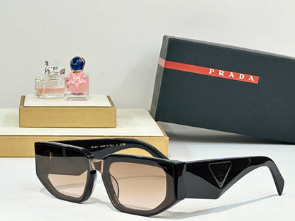 P 25  Sunglasses(six color)