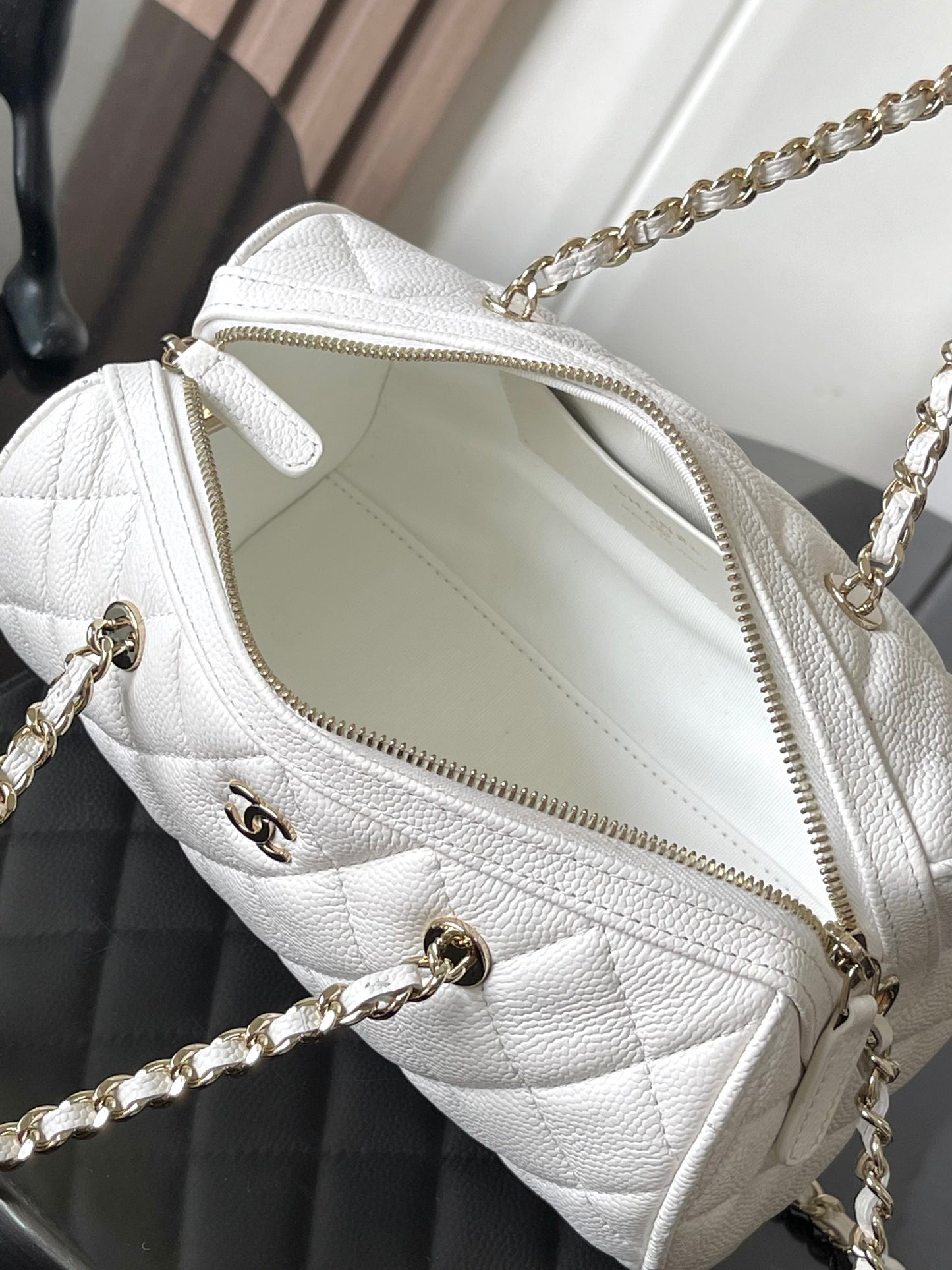C 25 Cylinder mini bag