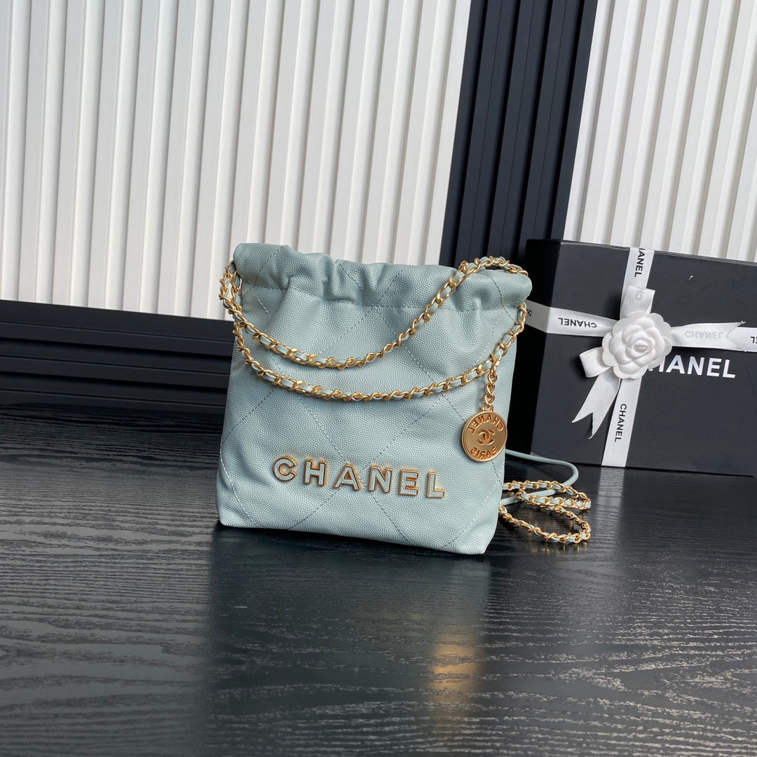 C 24 Pellets Bucket Bag