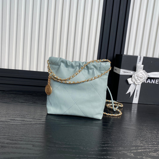 C 24 Pellets Bucket Bag