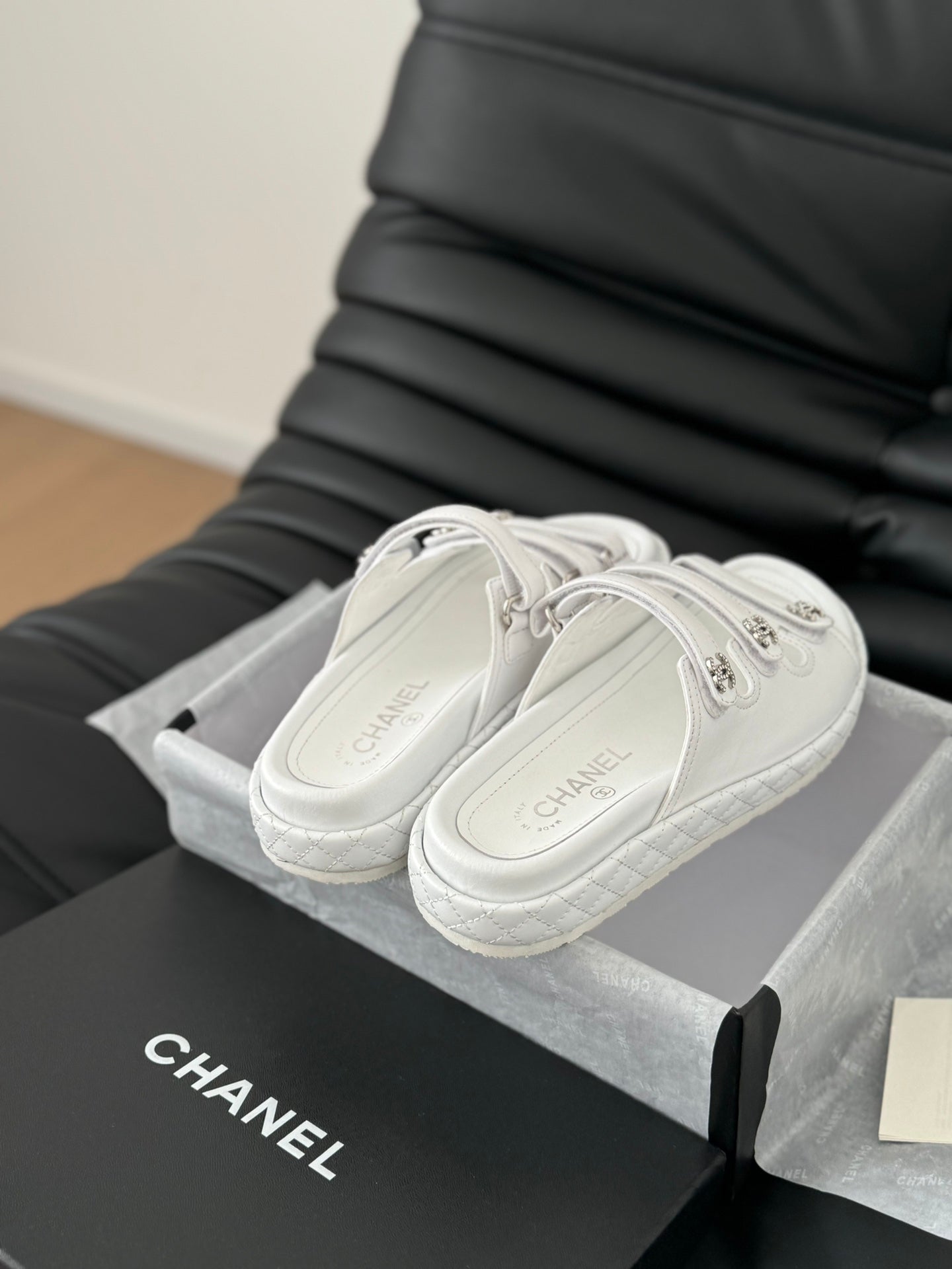 C 25 New Velcro Sandal Layout