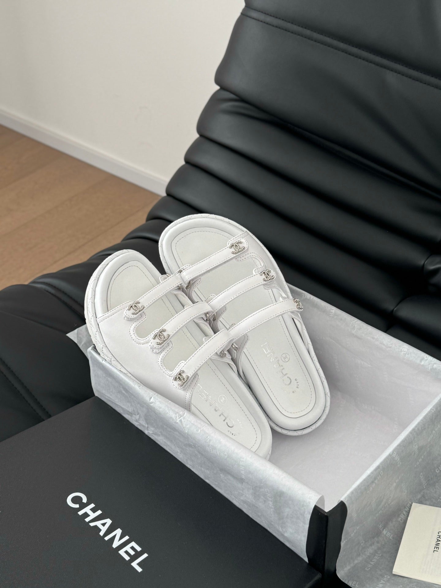C 25 New Velcro Sandal Layout