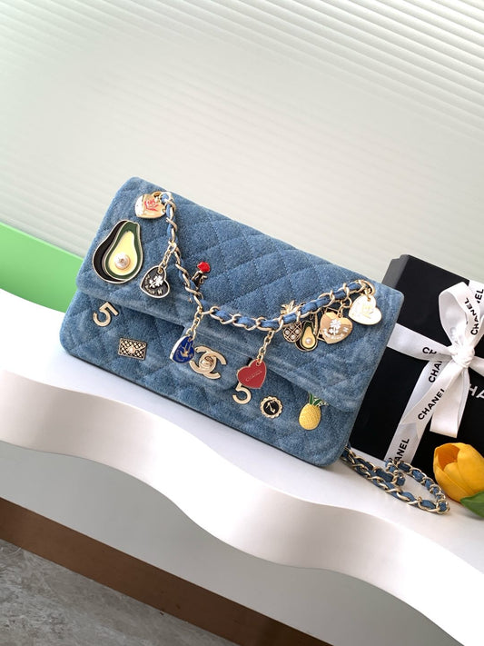 C Vintage Badge Cowboy Bag
