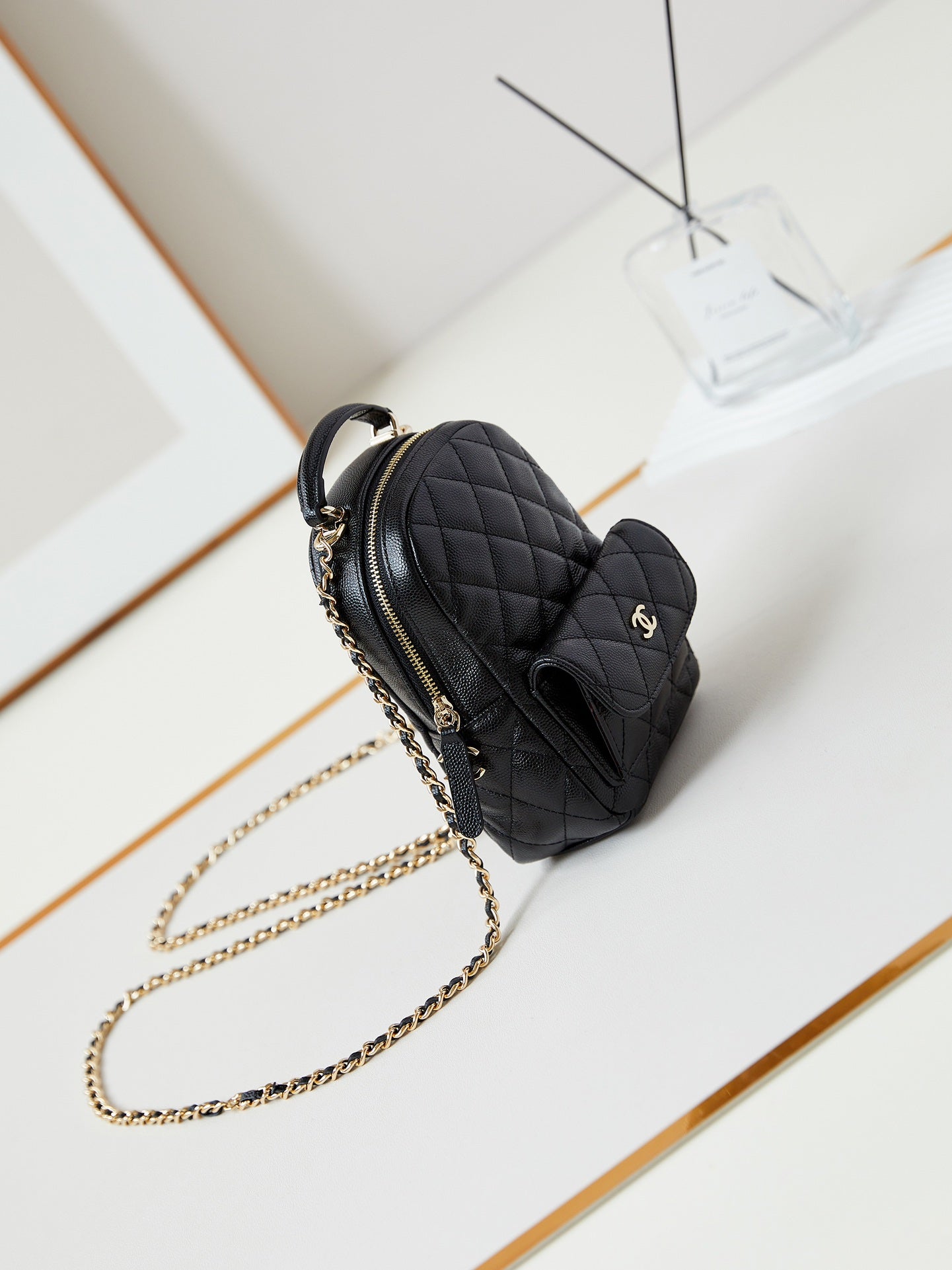 C 24 Mini Litchi Print Small Shoulder Bag