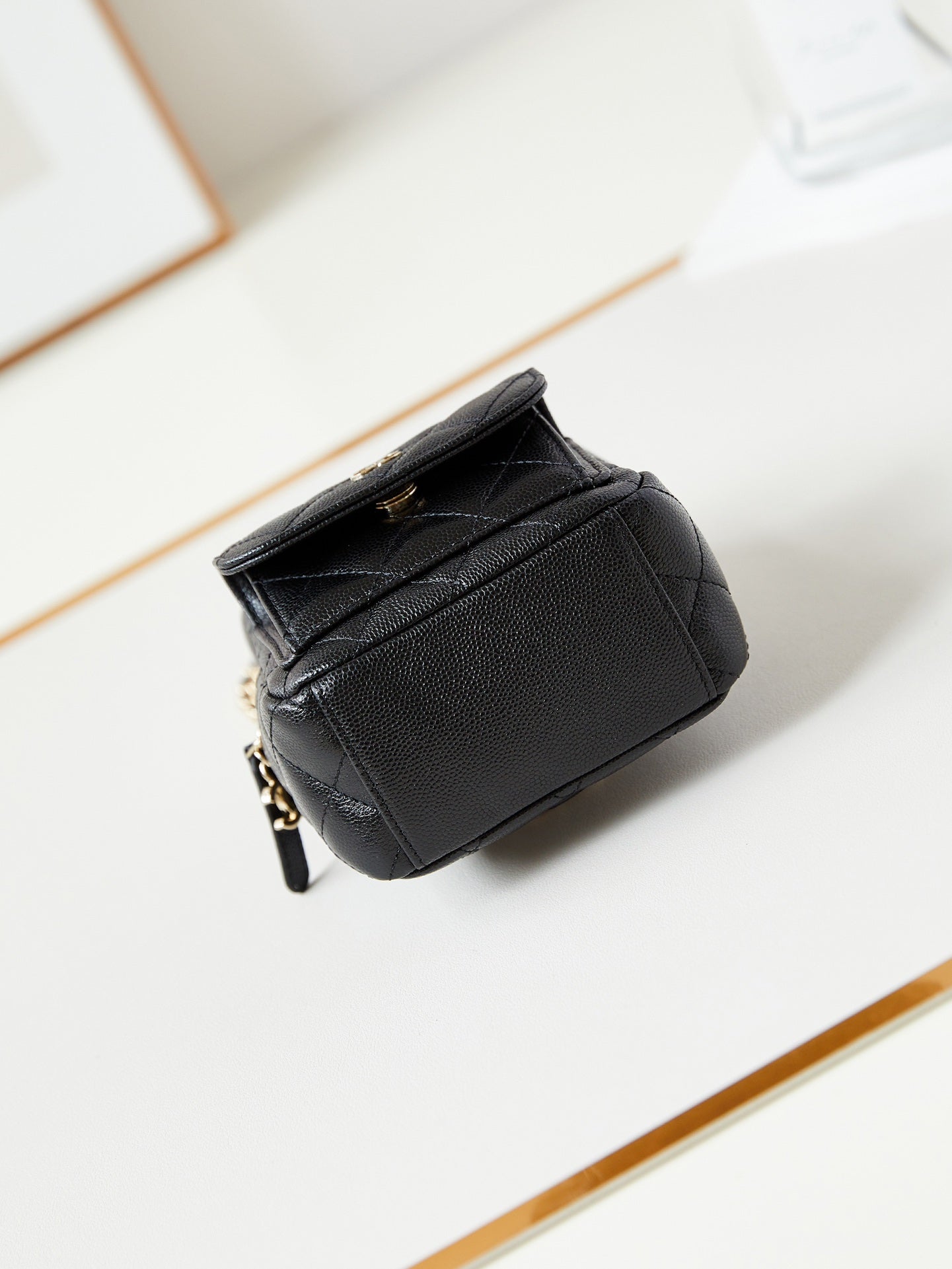 C 24 Mini Litchi Print Small Shoulder Bag