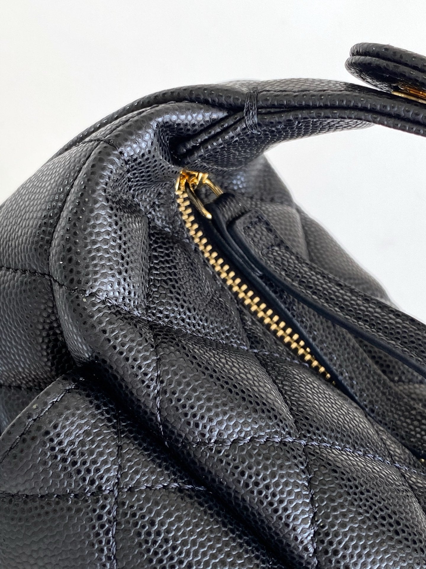 C 23 Hula Hoop Round Bag