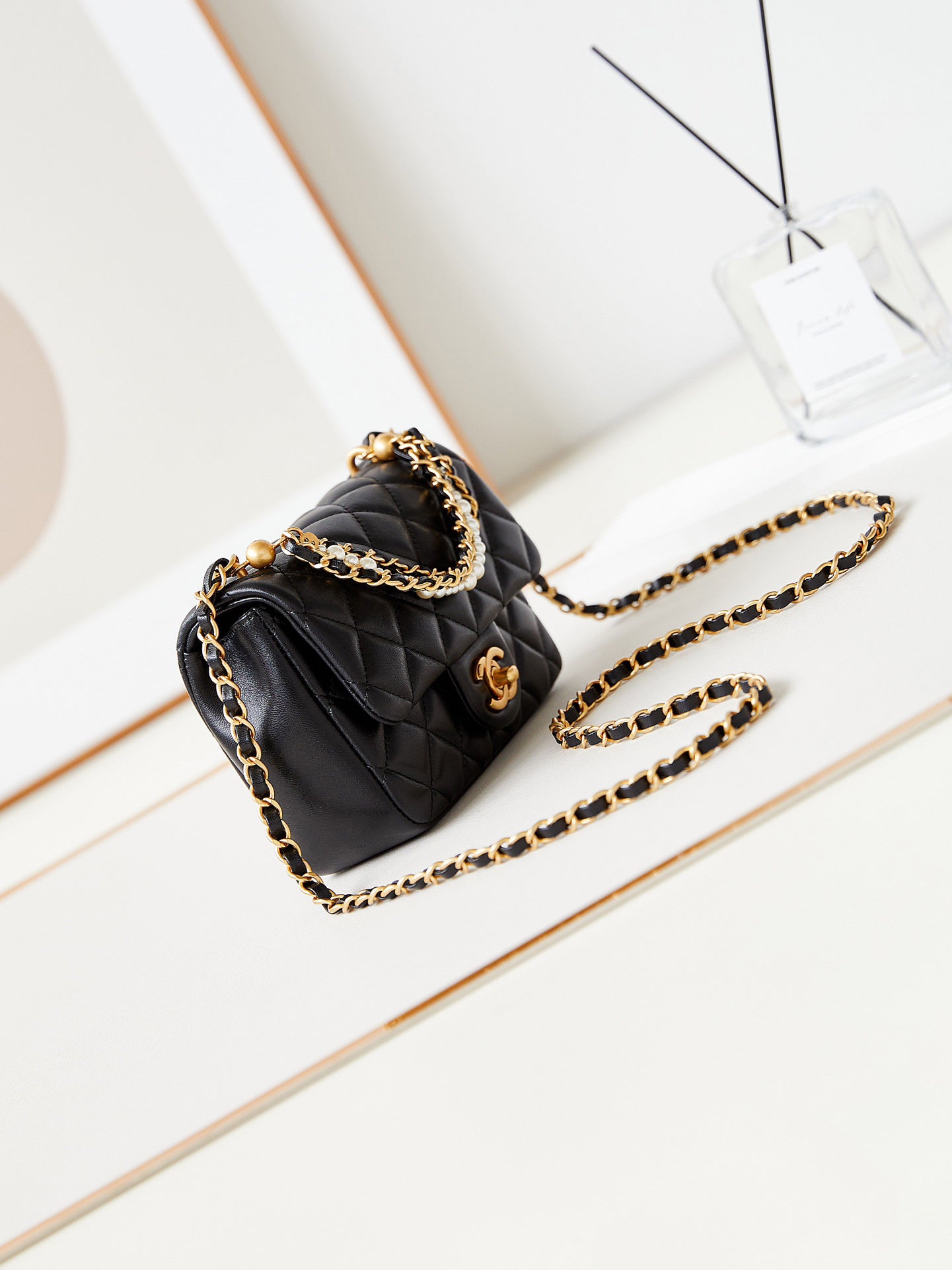 C 24 Square Shoulder bag Tote bag
