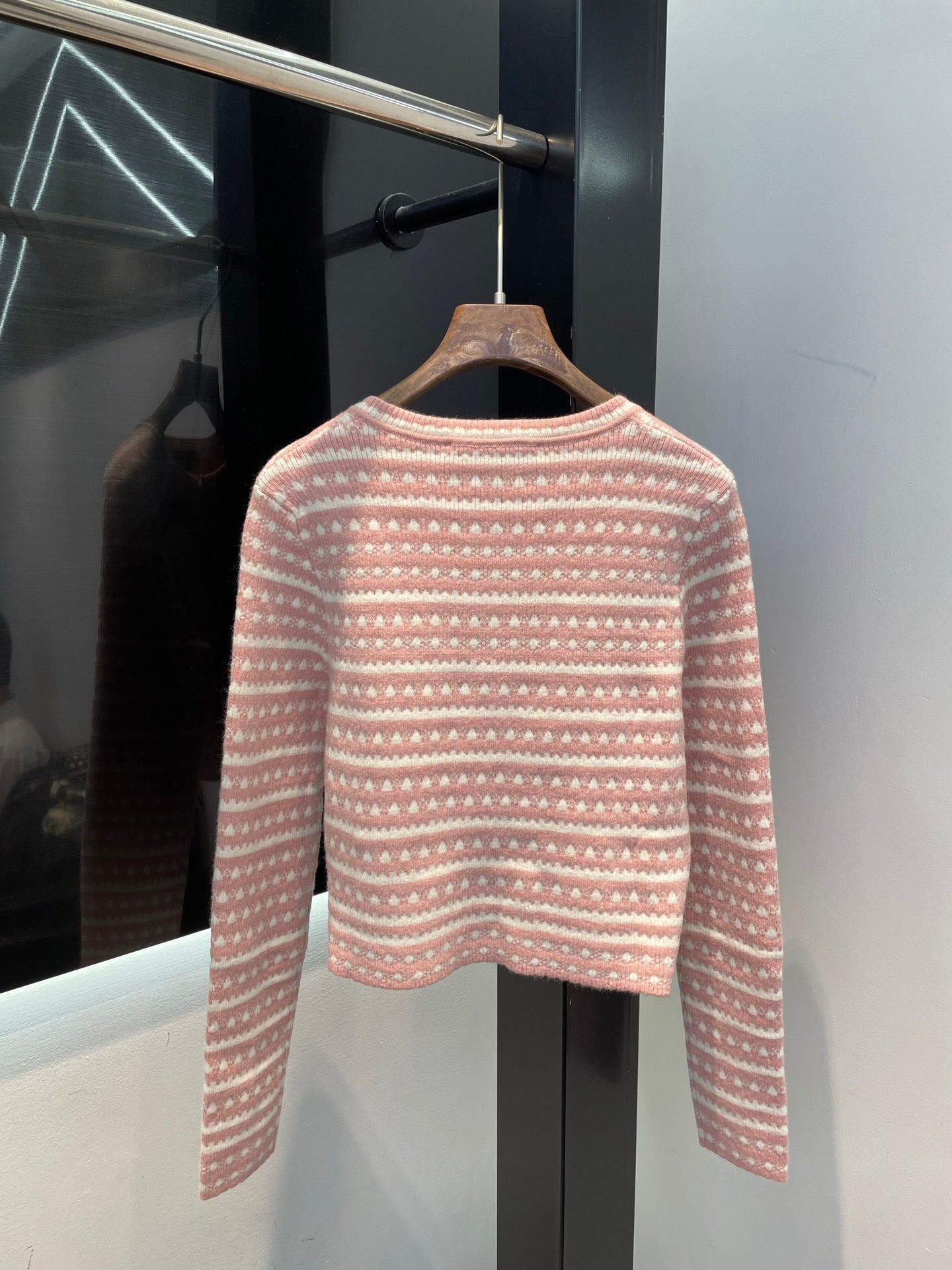 25 Spring and Summer New Round Neck Knitted Cardigan Top