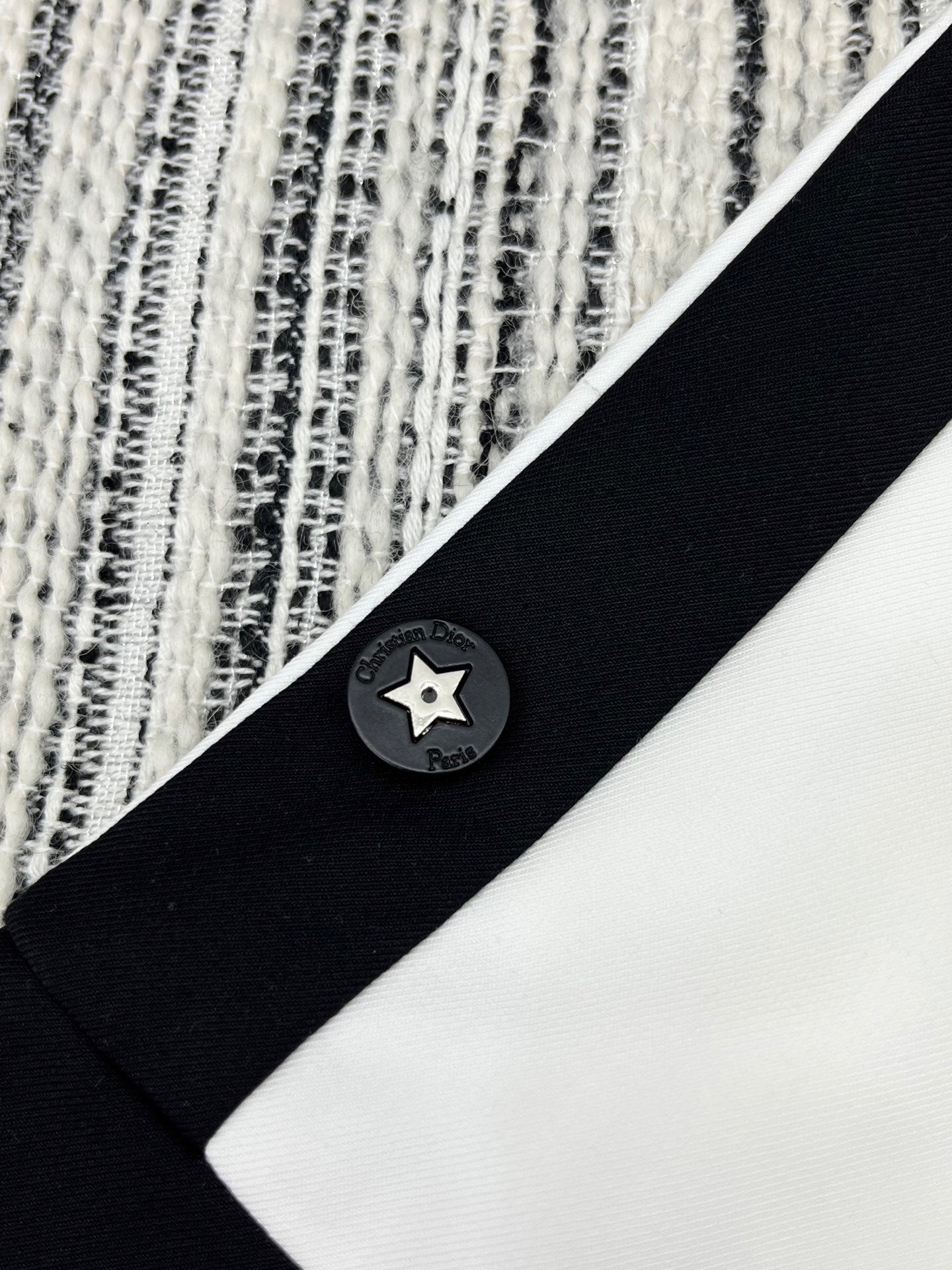 2025 Summer New Arrival Contrast Color Stitching Casual Shorts