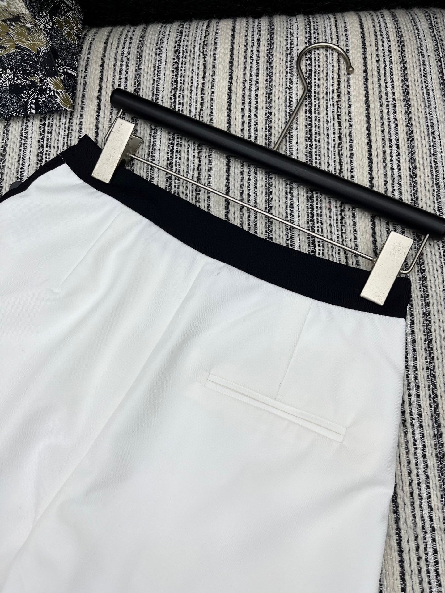 2025 Summer New Arrival Contrast Color Stitching Casual Shorts
