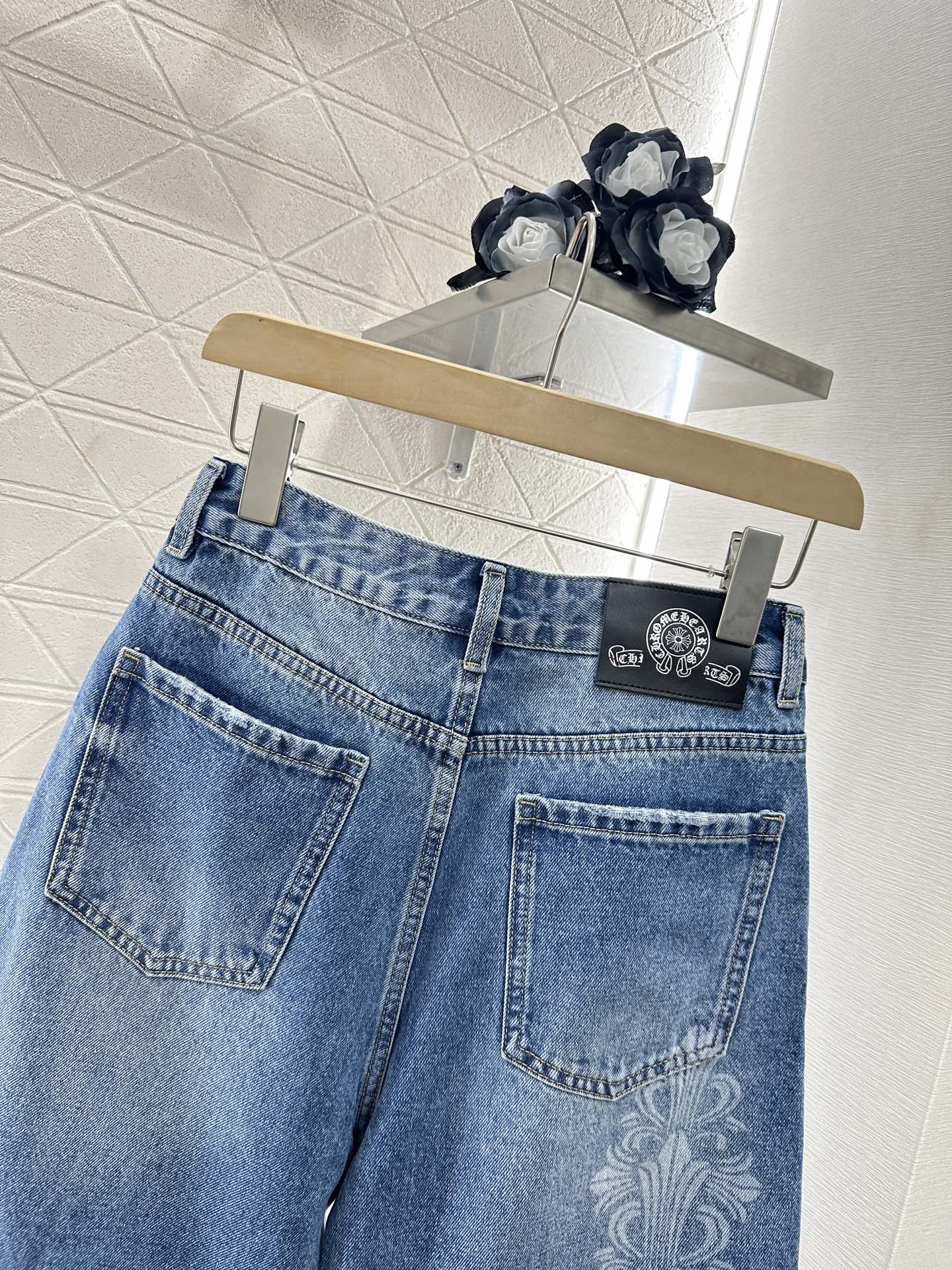 2025 Summer New High Waist Laser Denim Shorts
