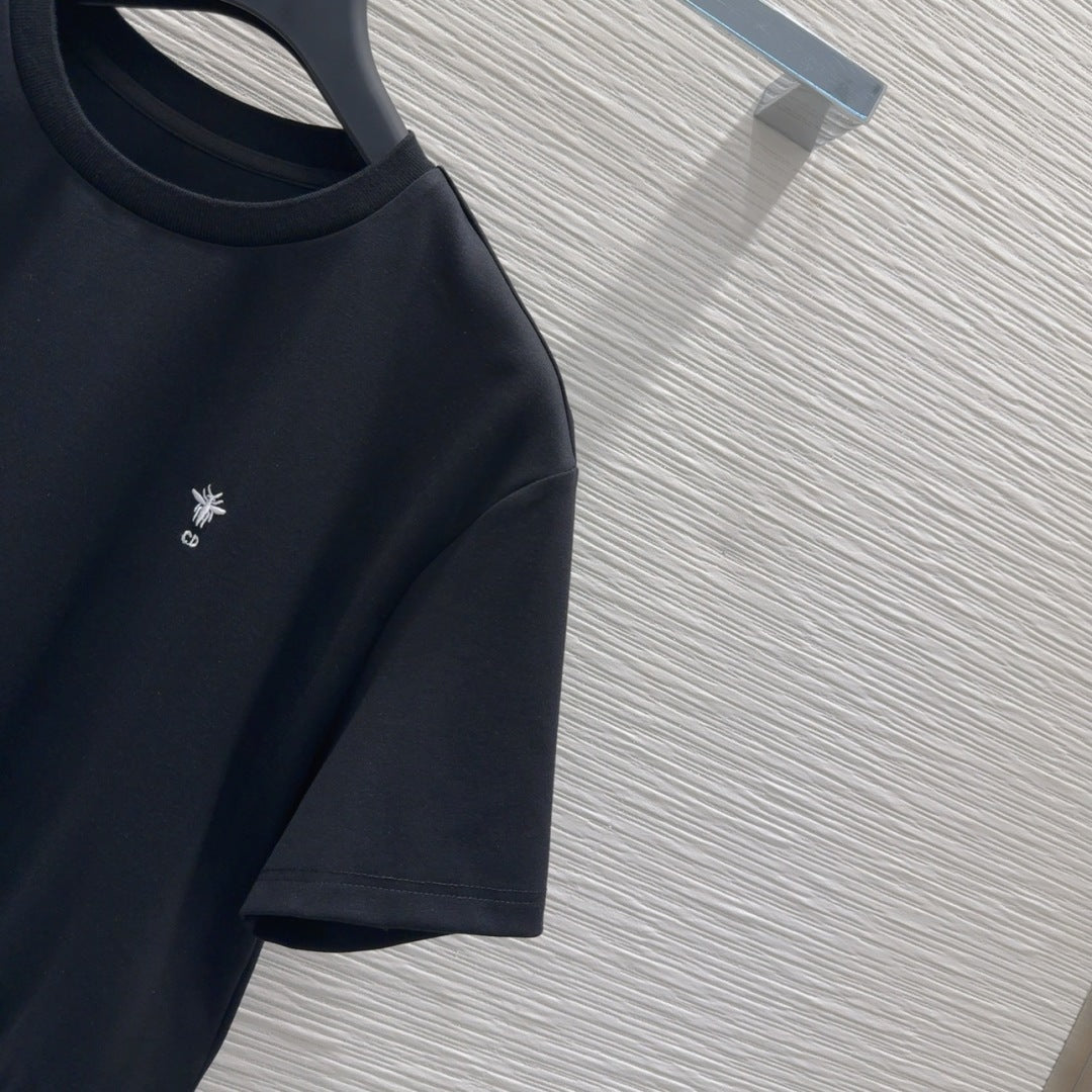 25 Summer new bee logo simple suit