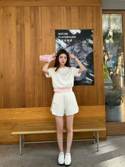 25 Summer new bee logo simple suit