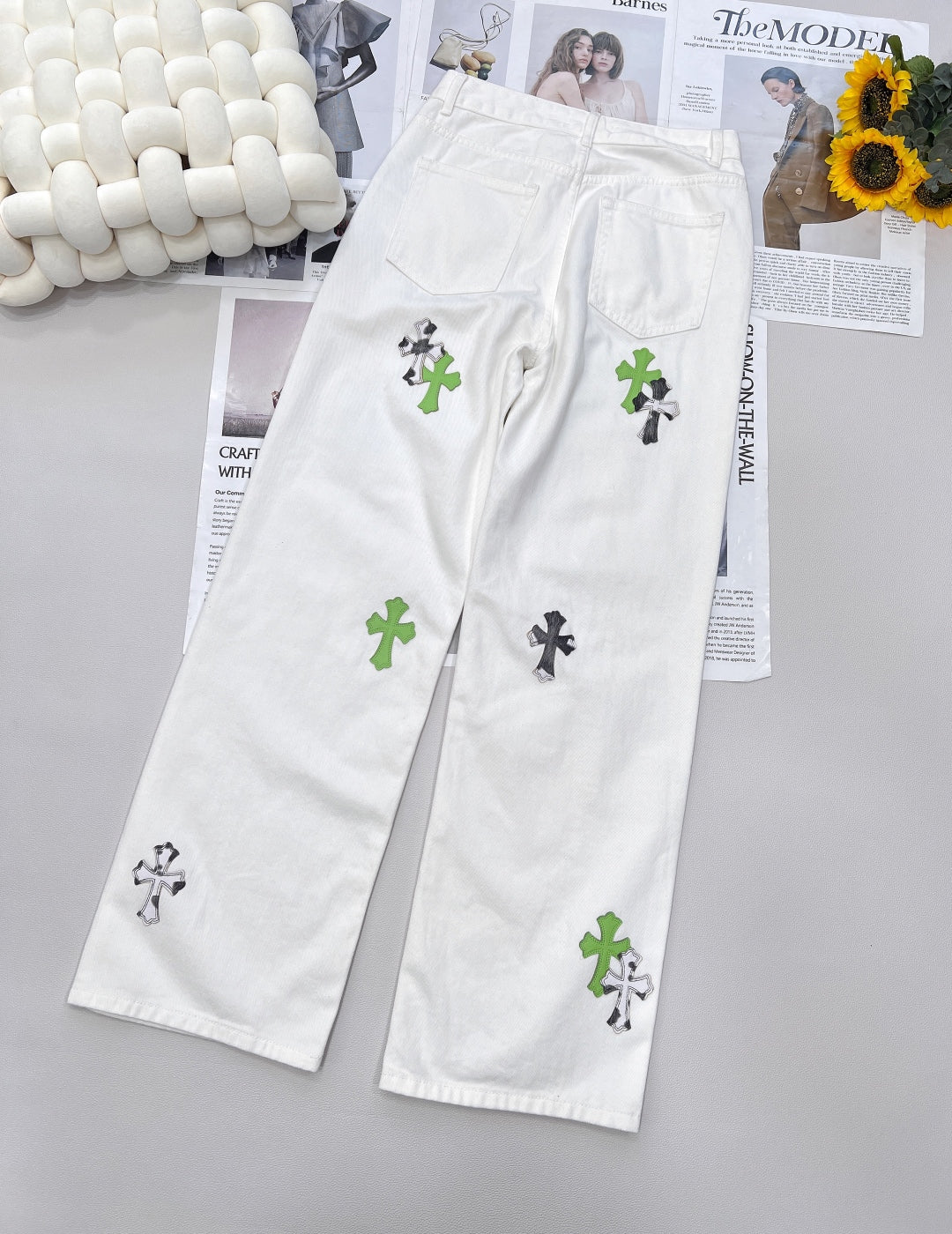 2025 Summer New White Two-tone Leather Label Denim Pants