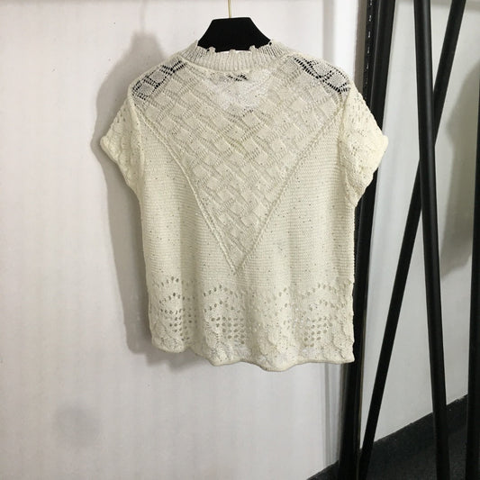 25 Summer new hollow V-neck short-sleeved sweater