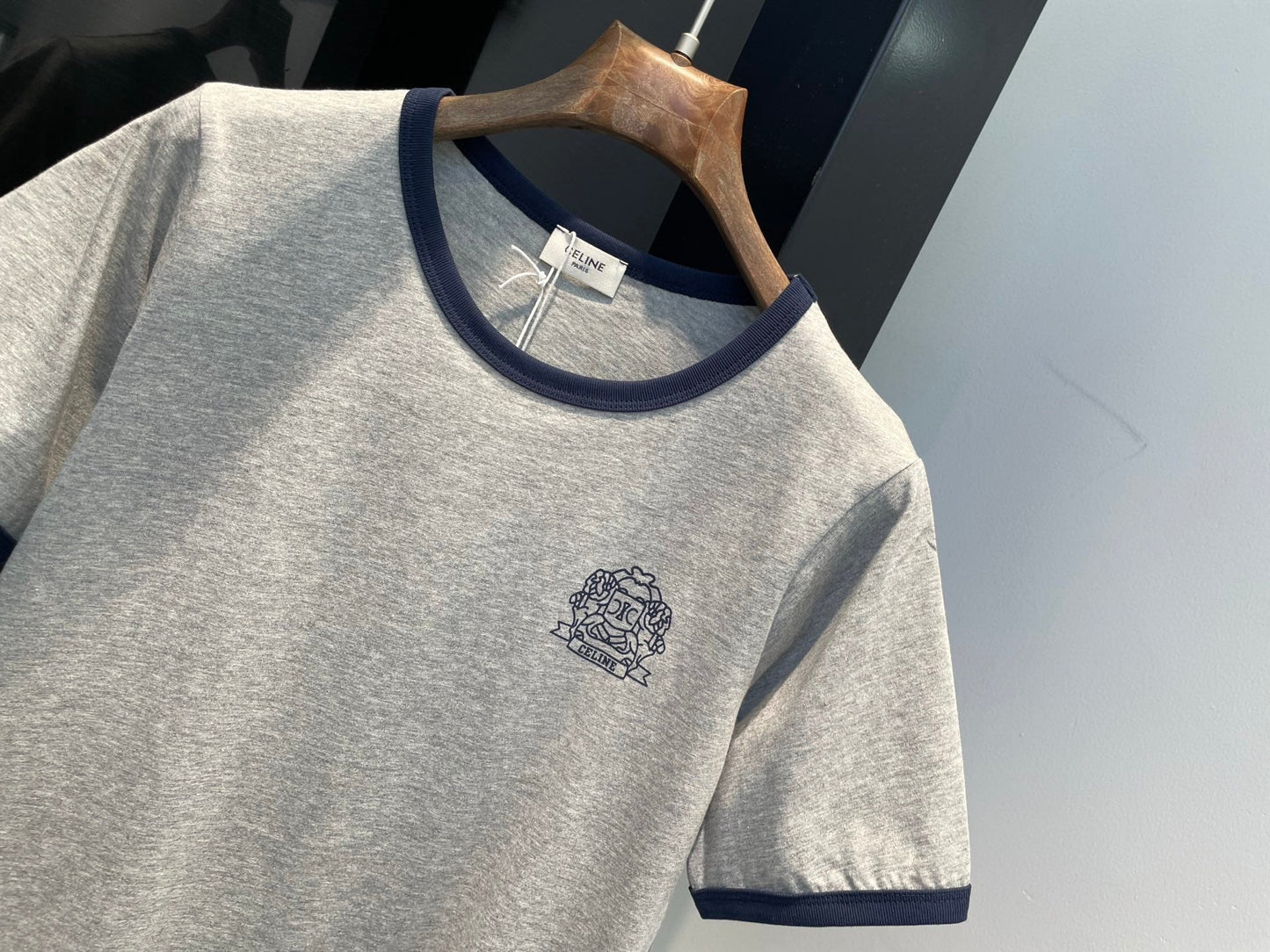 25 Summer new simple letter logo round neck T-shirt