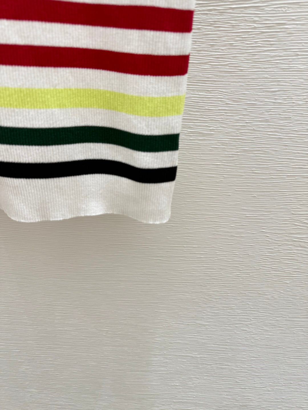 25 nouveaux pulls d'été à col rond et manches courtes en tricot 