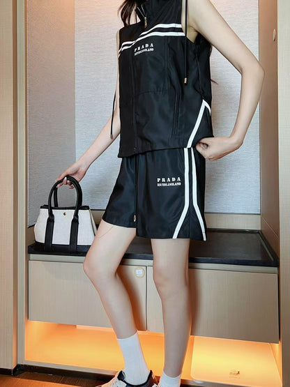 25 Summer new contrast color hooded vest with elastic waist drawstring shorts suit
