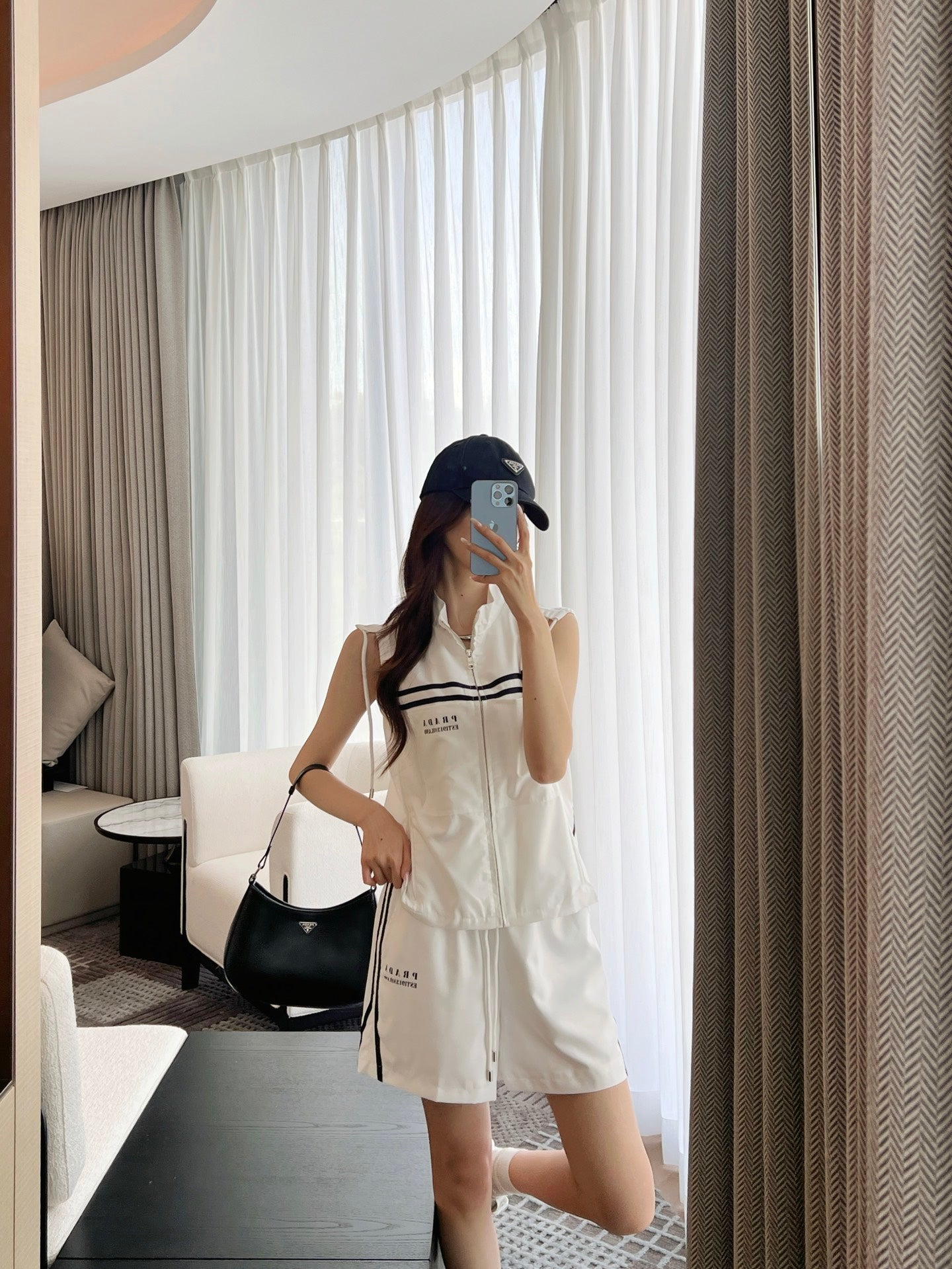25 Summer new contrast color hooded vest with elastic waist drawstring shorts suit